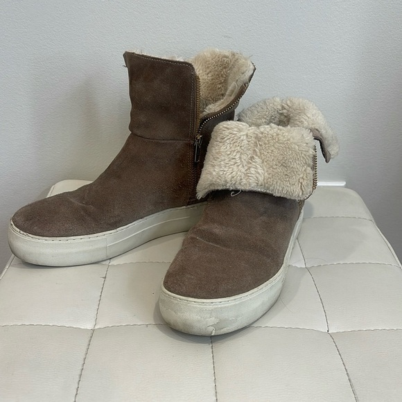 J Slides NYC Womens Size 8.5 suede Sneakers - Picture 1 of 4